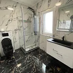 Prestige - Luxury Апартаменты *